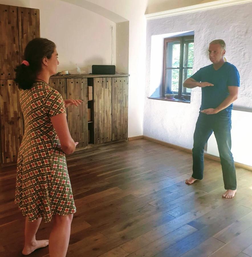 Tauglerei Appartement Bernstein In Den Zauberbergen سانكت كولومن المظهر الخارجي الصورة